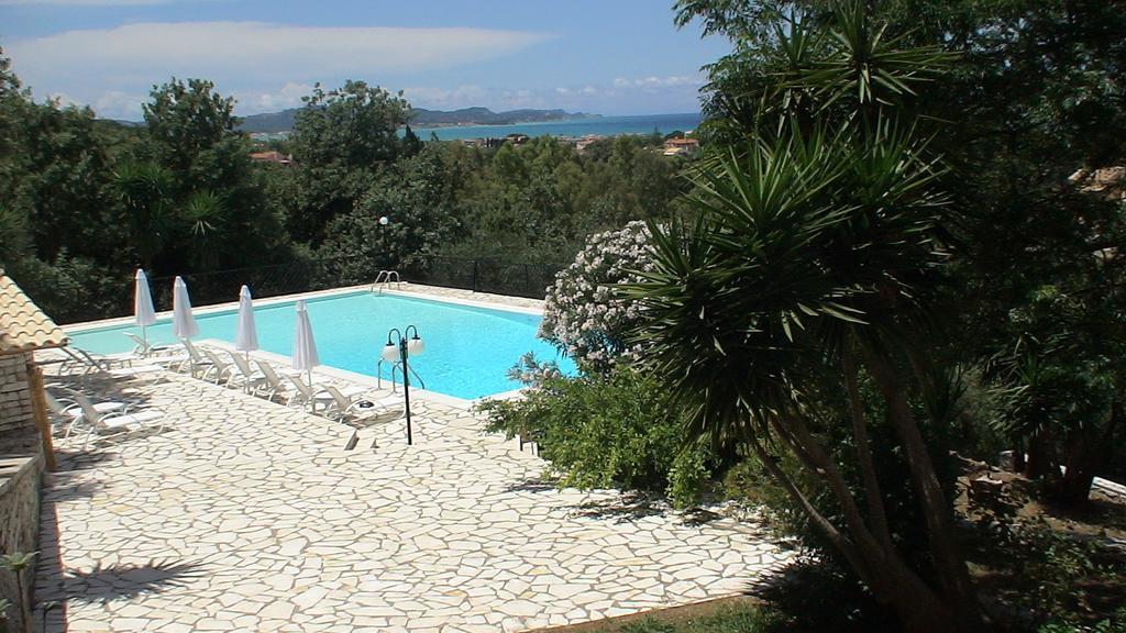 Natural Blue Green Apartment Almiros Beach Eksteriør billede